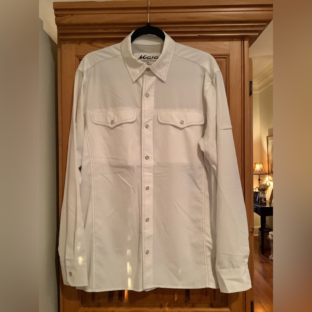 Mojo Men's White Casual Button Down Shirt
